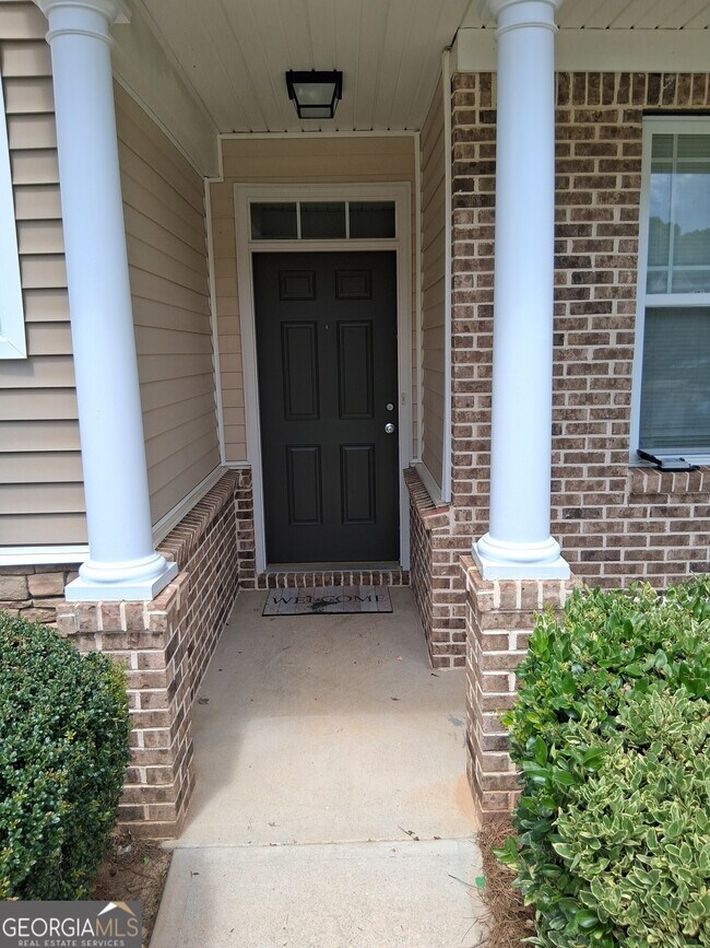 6208 Ellenwood Dr