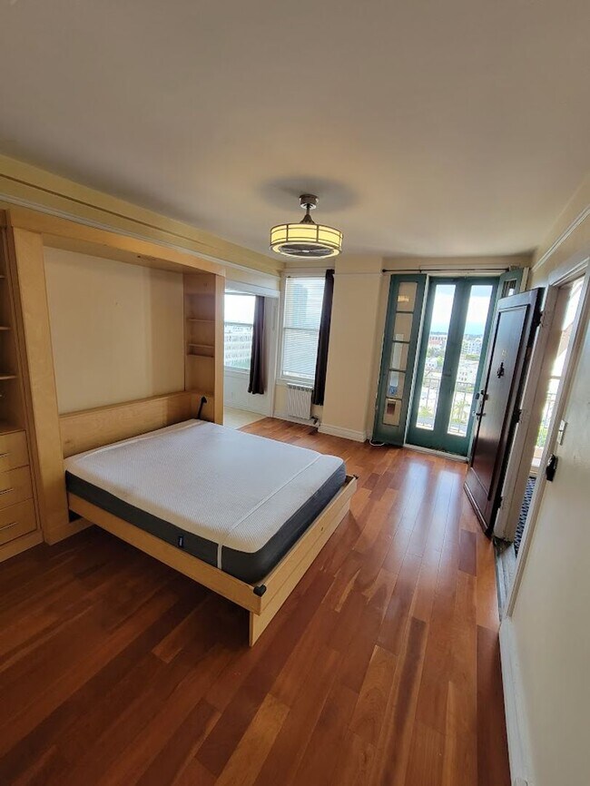 Photo - Spacious Studio at the Cooper Arms in the ... Unidad 1010 Rental