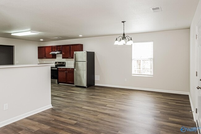 Photo - 100 Waterway Dr