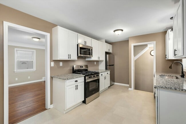 Photo - 416 N Kenwood Ave