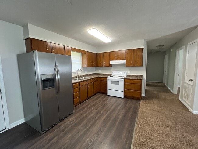 Photo - 11 Markwood Ln