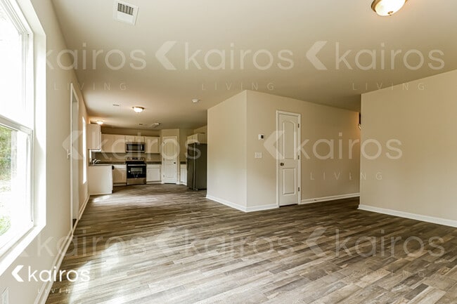 Photo - 94 Fishtales Dr