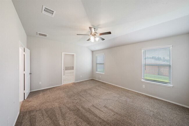 Photo - 13919 Leigh Lake Ln