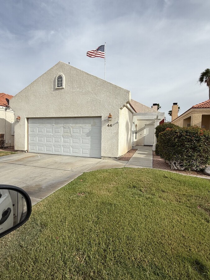 Photo - 1825 E Shore Villas Dr