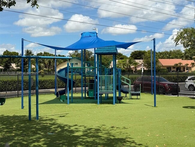 Photo - 8781 Wiles Rd