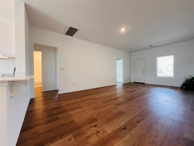 Photo - 604 Hillsboro Drive
