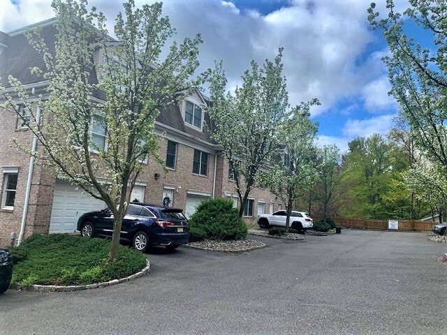 Carriage House Townhomes