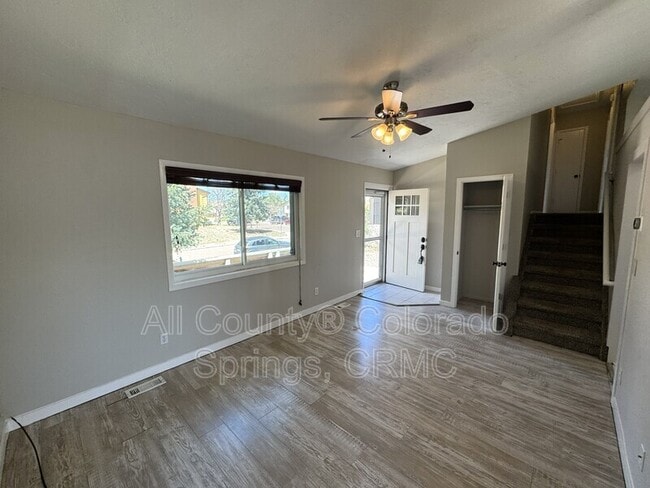 Photo - 5185 Nolte Dr N