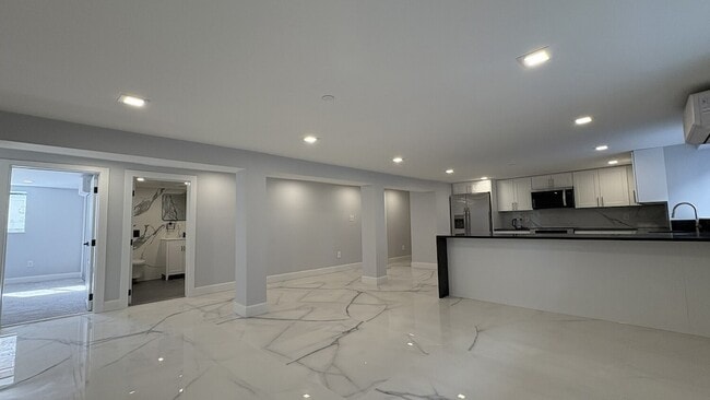 Photo - 1-64 Beach 124th St Unit 3