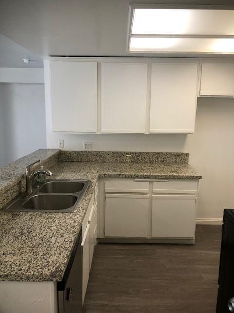 Photo - Poinsettia Place