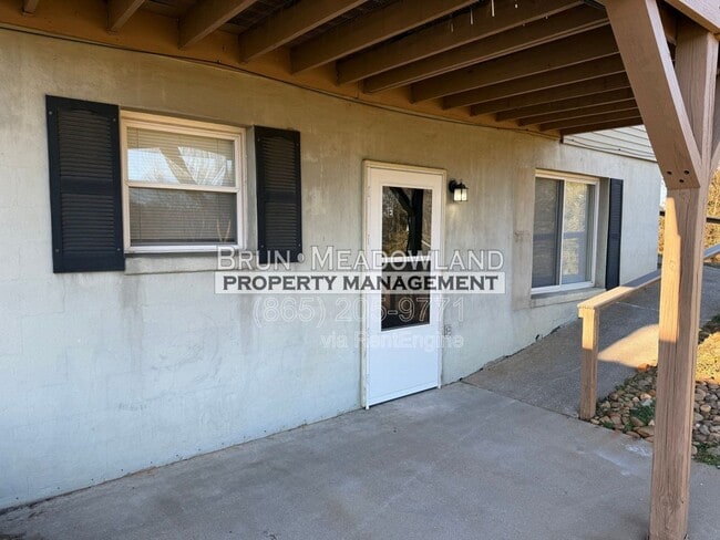 Photo - 1805 Meadowland Ln Unit E