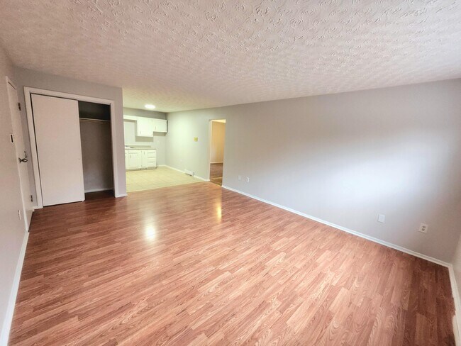 Photo - 8 Scott AvenueUnit 8 Unit 8