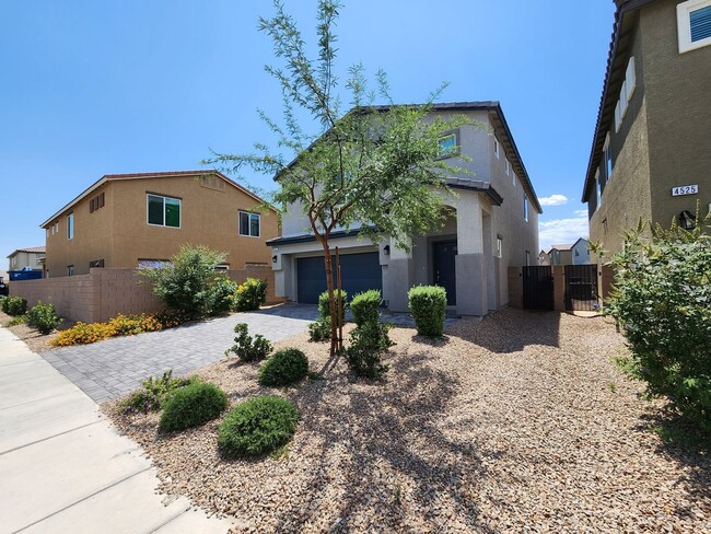 Photo - A Fairly New Home with 5 Bedrooms in a gated community