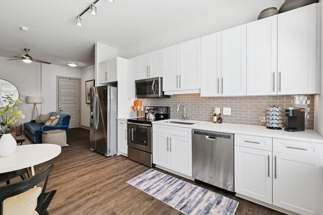 Photo - Lincoln at Dilworth