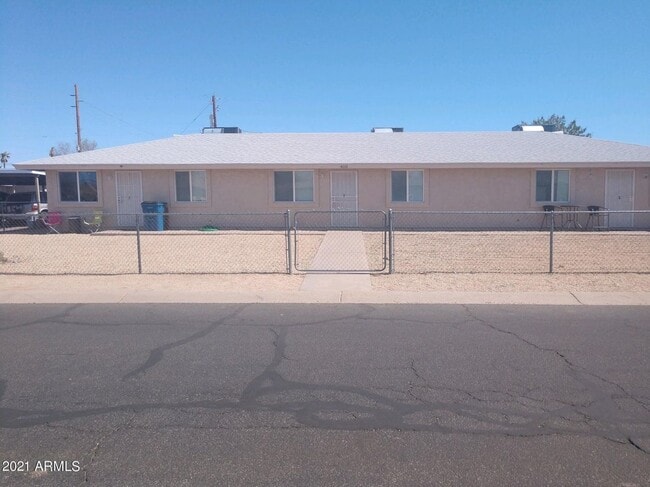 Photo - ADORABLE APACHE JUNCTION TWO-BEDROOM!