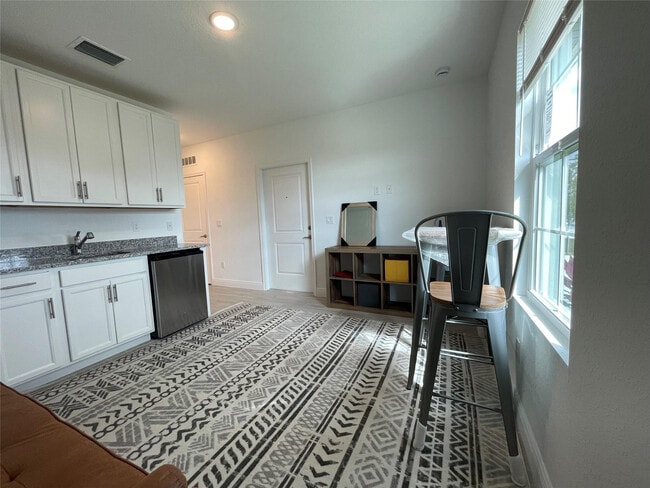 Photo - 4614 SW Athena Dr