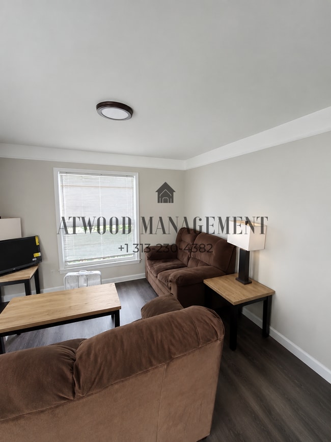 Photo - Coming Soon – Beautifully Updated Home *Coming Soon (Move-in ready by 6/10 or Sooner)*!