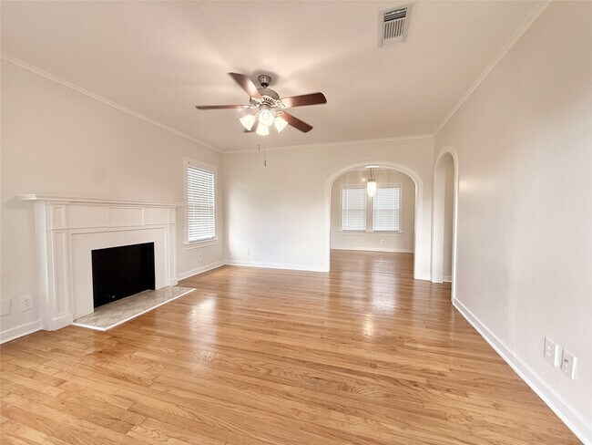 Photo - 813 Gale St Casa