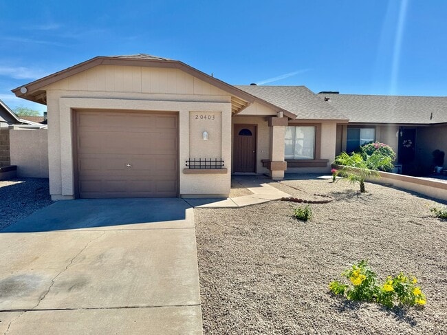 Building Photo - 2 Bedroom/2 Bath Home! Has Backyard, One Car Garage, NO HOA!