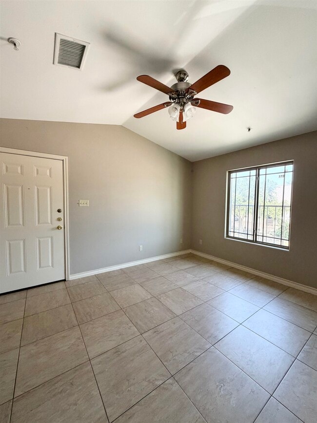 Photo - 408 Shiloh Dr Unit 106