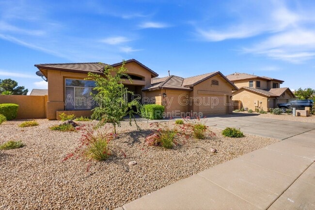 Photo - 7017 W Greenbriar Dr
