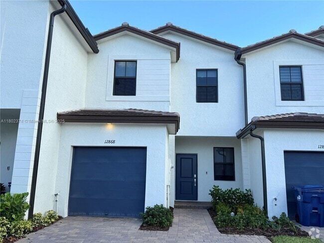 Building Photo - 12868 SW 231st St Rental