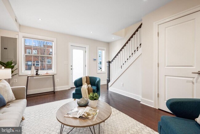 Photo - 1259 16th St NE