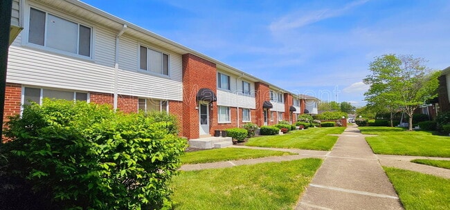 Photo - 1059 Wilmington Ave