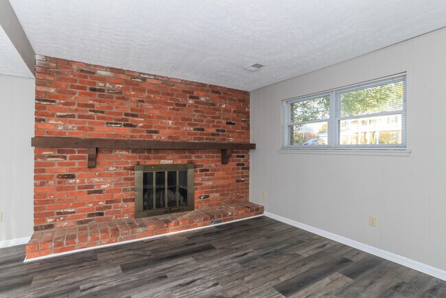 Photo - 1701 Collinspark Ct