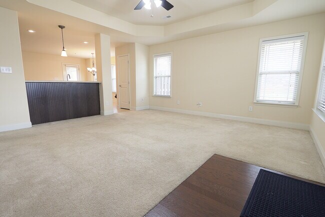 Photo - 349 Dovington Dr