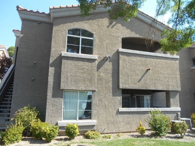 Photo - Spacious 2 Bedroom Condo Ready To Move-In! Unit 2025