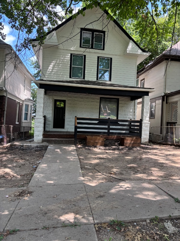 Building Photo - 527 Cypress Ave