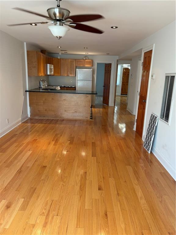 Building Photo - 132 Battery Ave Unit 1