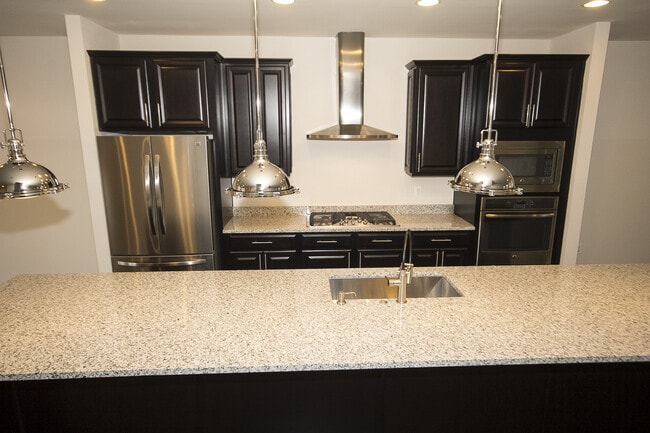 Photo - 2912 Middleham Ct