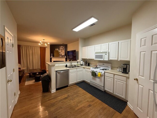 Photo - 1487 Cove Creek Cir
