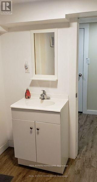 Photo - 50 Mould Ave