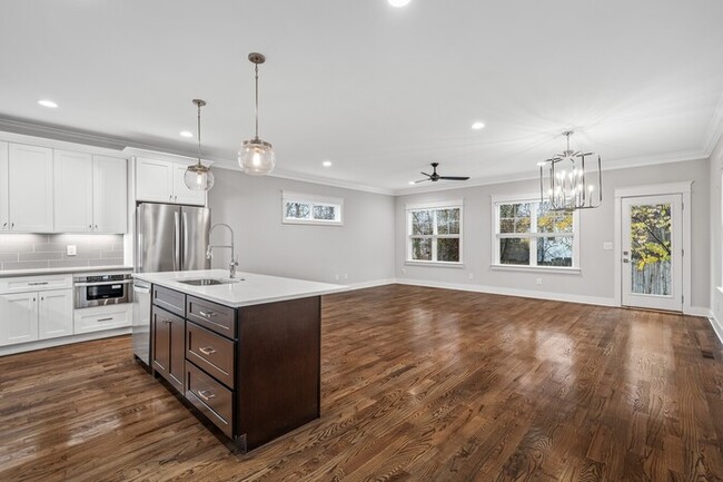 Photo - 501B Waycross Dr