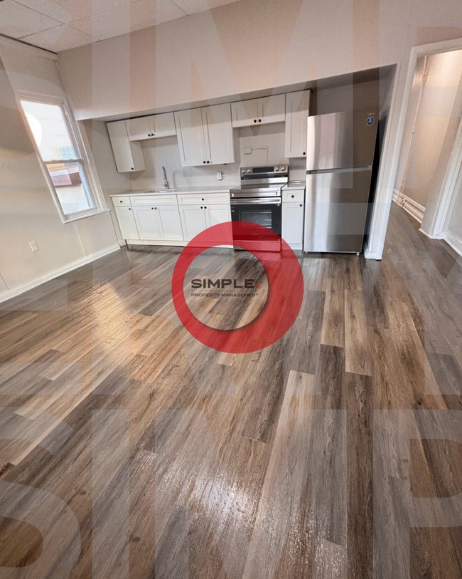 Photo - 230 N 4th St Unit Apartment 1