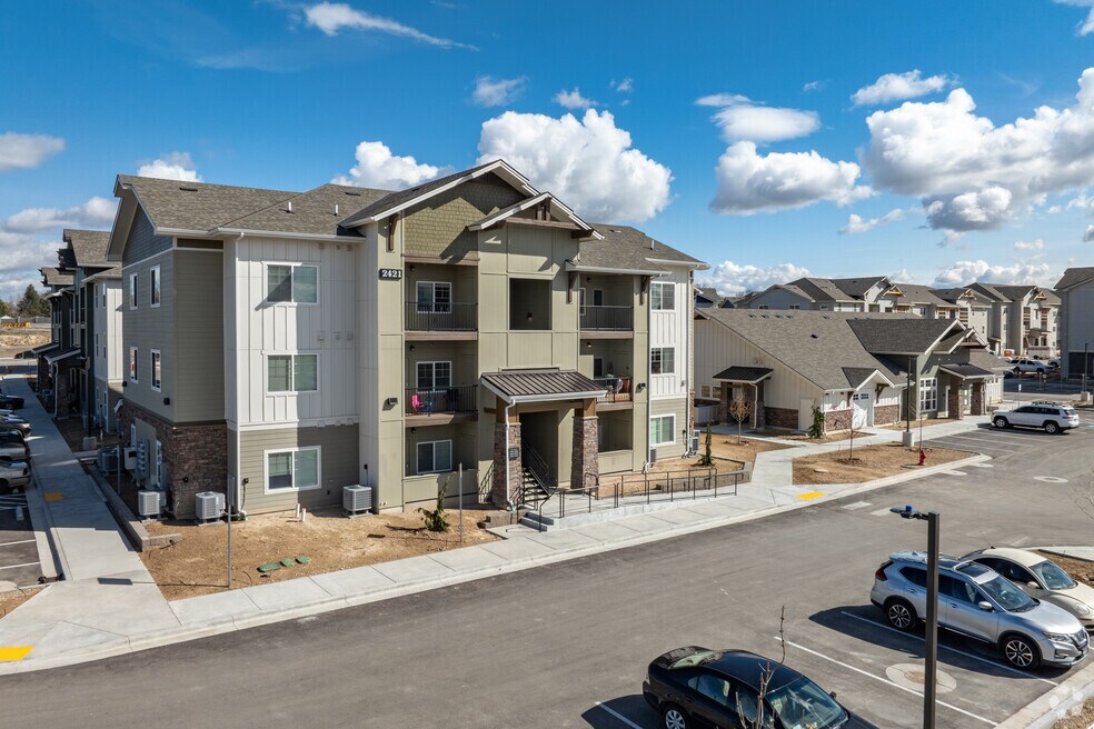 Prospector Pointe Apartments