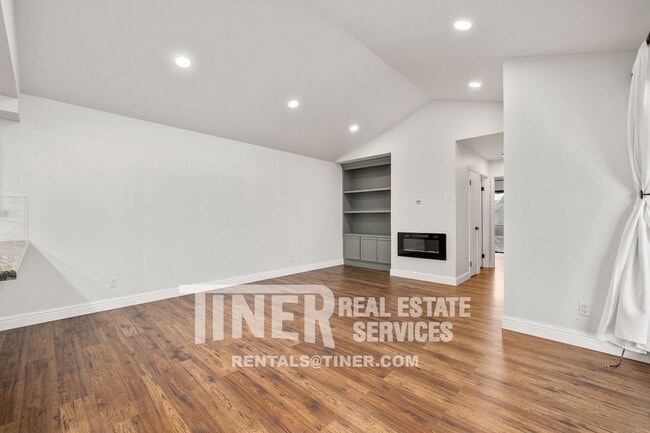Photo - 7586 Waterwillow Dr