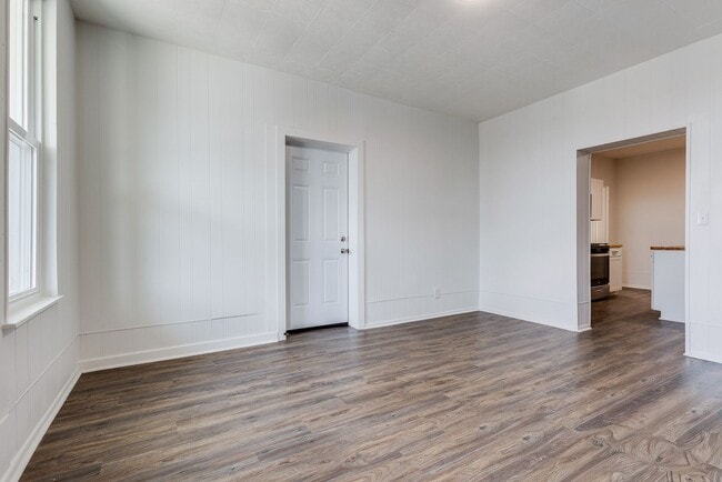 Photo - 1223 Arlington Ave Unit Floor 1