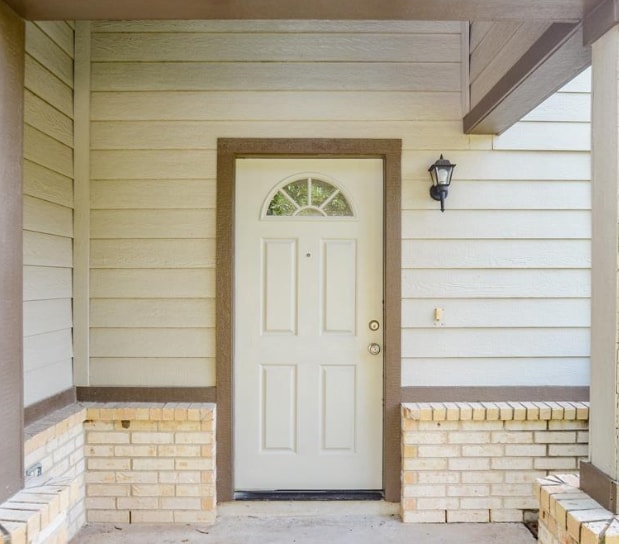 Photo - 718 Pine Lodge Dr