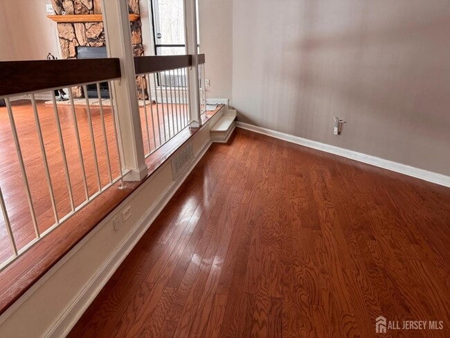 Photo - 276 Westgate Dr