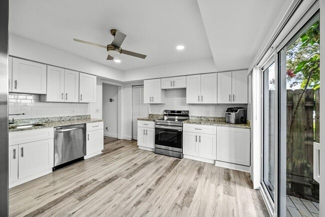 Photo - 6165 Old Court Rd