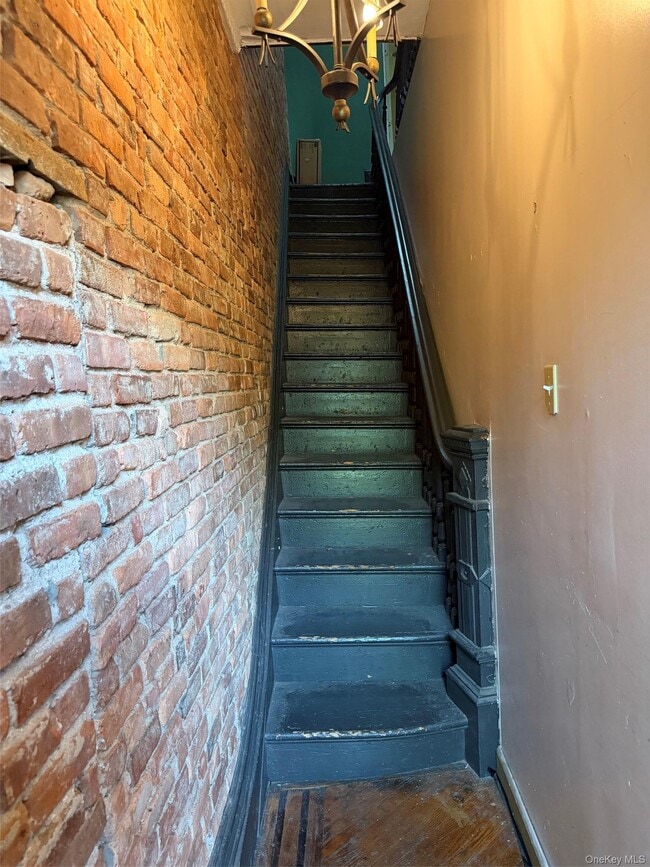 Building Photo - 439 Quincy St