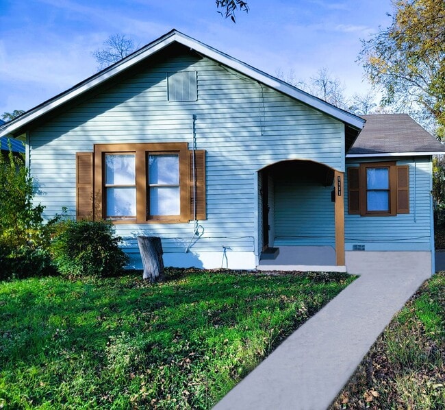 Charming 3-Bedroom Home in the Heart of Sa... - Charming 3-Bedroom Home in the Heart of Sa...