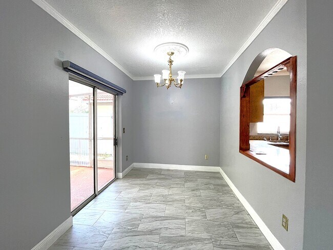 Photo - 2348 Cordova Ct