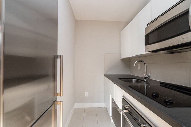 Photo - 263 Russell Hill Rd Unit 206