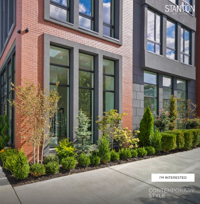 Photo - 695 6th Ave Unidad #2G