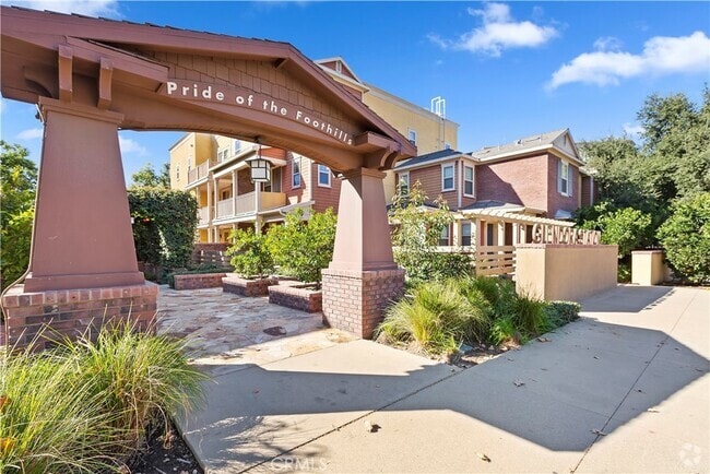 Building Photo - 335 S Glendora Ave Rental